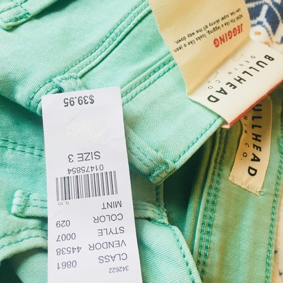 Pacsun Bullhead skinny Jeans - Picture 2 of 4